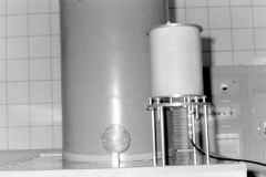 1968.12.17-A66-018-水素蓄積球、共振器、磁気ｼｰﾙﾄﾞ