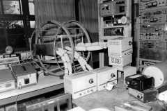 1968.12.17-A66-031-ﾍﾙﾑﾎﾙﾂｺｲﾙと恒温槽Rbｶﾞｽｾﾙ吸収実験装置