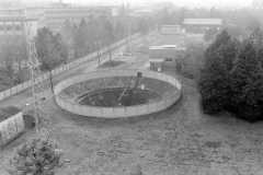 1976.12.09-A131-003